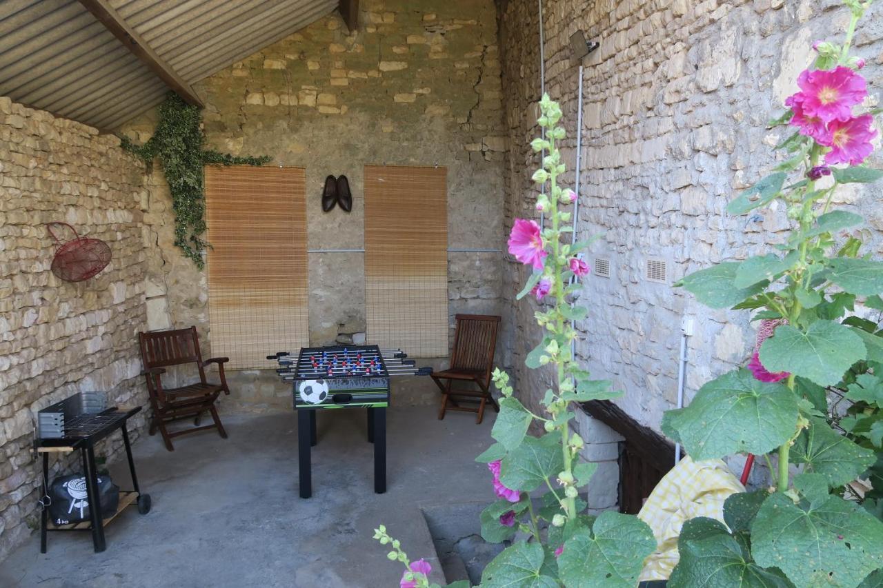 Aux Acacias Villa Braye-sous-Faye Exterior foto